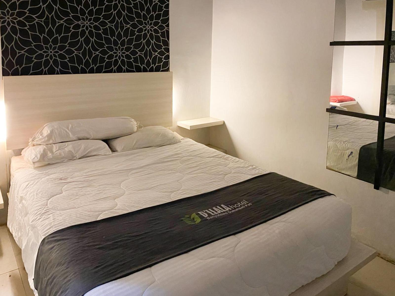 Reddoorz Near Pantai Idola Banyutowo Hotel D'Llala Pati Eksteriør bilde